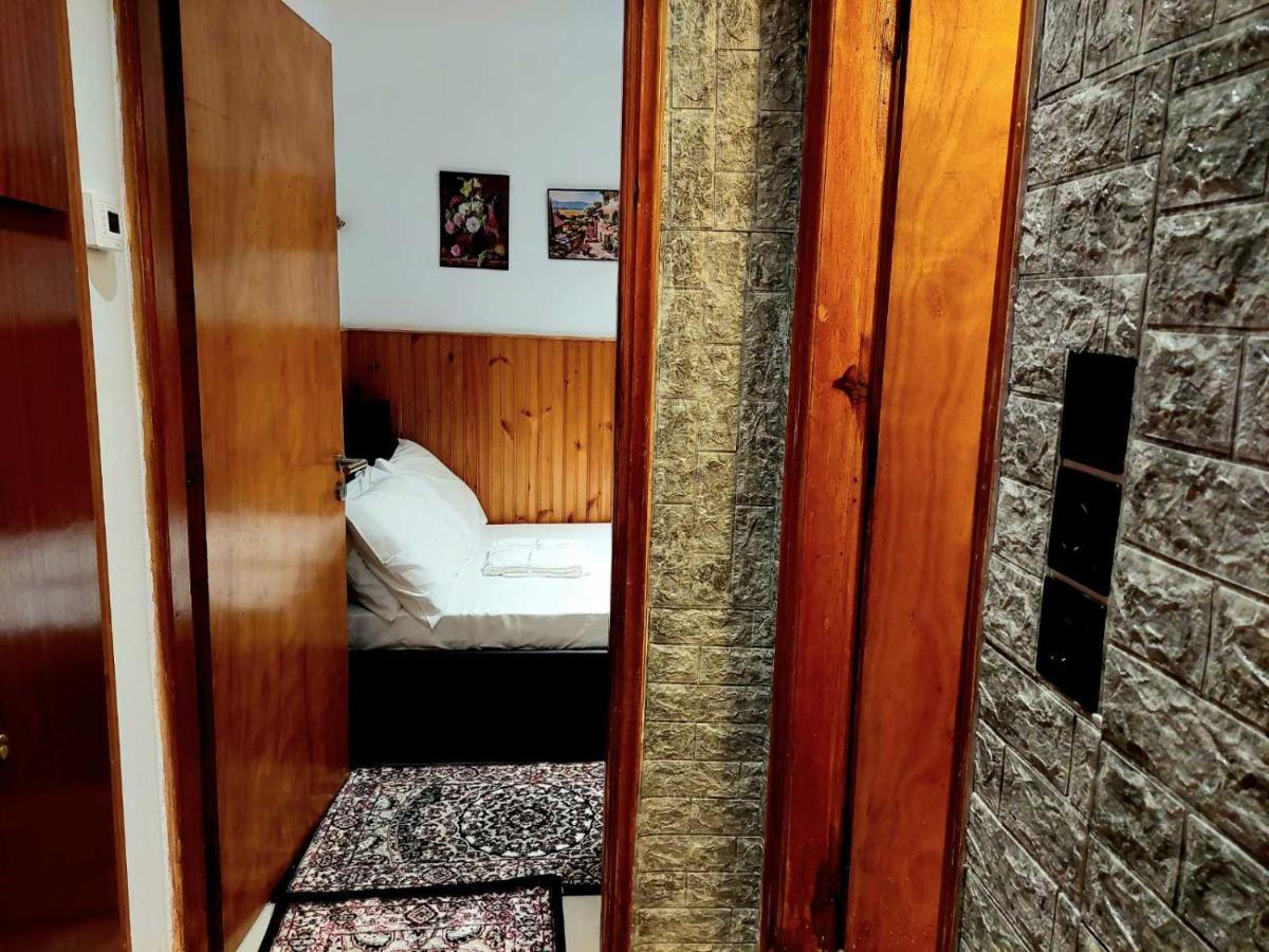 Διαμερισμα Χωρητικοτητασ Μεχρι 4 Ατομων Κεντρικα! Apartman Mécovo Kültér fotó